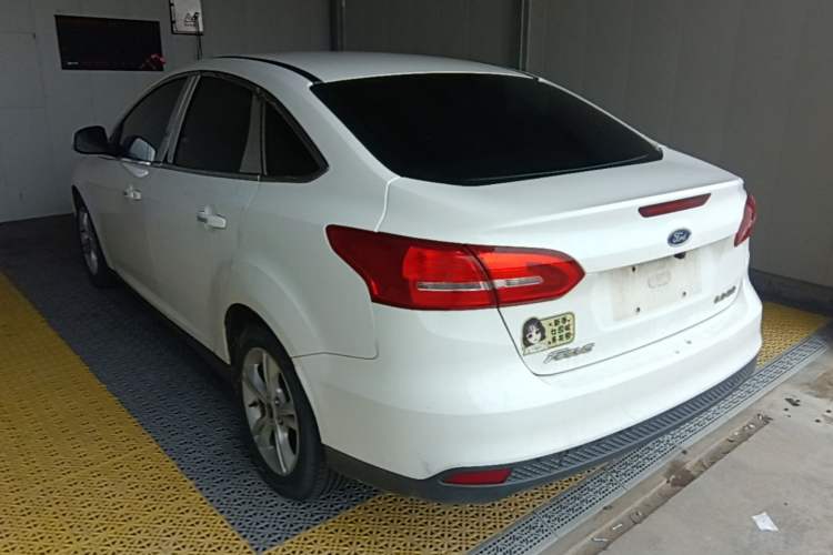 Used Ford Focus 2015 Sedan 1.6L Automatic Comfort Model Rear Left 45 Deg