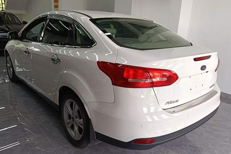 Used Ford Focus 2015 Sedan 1.6L Automatic Comfort Model Rear Left 45 Deg