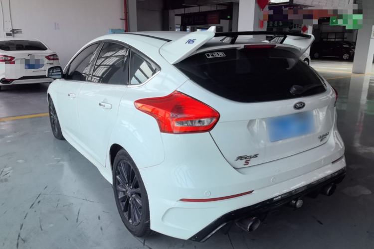 Used Ford Focus 2015 Hatchback EcoBoost 180 Automatic Sport Model Rear Left 45 Deg