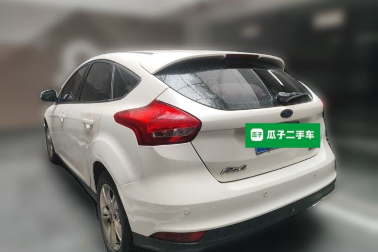 Used Ford Focus 2015 Hatchback 1.6L Automatic Comfort Model Rear Left 45 Deg
