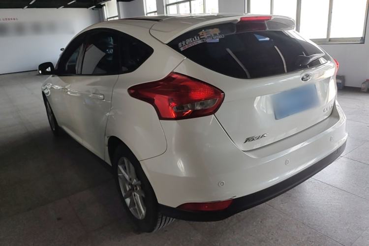 Used Ford Focus 2015 Hatchback 1.6L Automatic Fashion Edition Rear Left 45 Deg