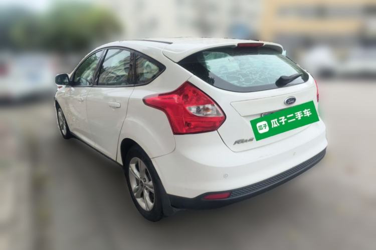 Used Ford Focus 2015 Hatchback 1.6L Automatic Fashion Edition Rear Left 45 Deg