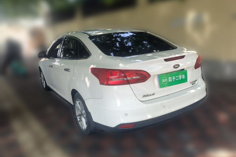 Used Ford Focus 2015 Sedan EcoBoost 125 Manual – Ultra-Style Edition Rear Left 45 Deg