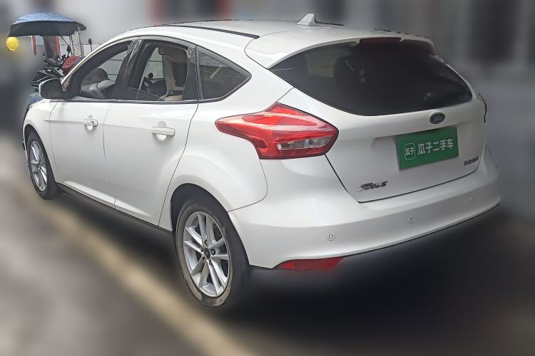 Used Ford Focus 2015 Hatchback 1.6L Manual Fashion Edition Rear Left 45 Deg