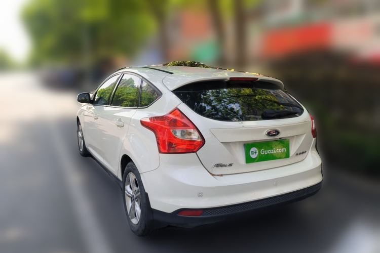 Used Ford Focus 2015 Hatchback 1.6L Automatic Fashion Edition Rear Left 45 Deg