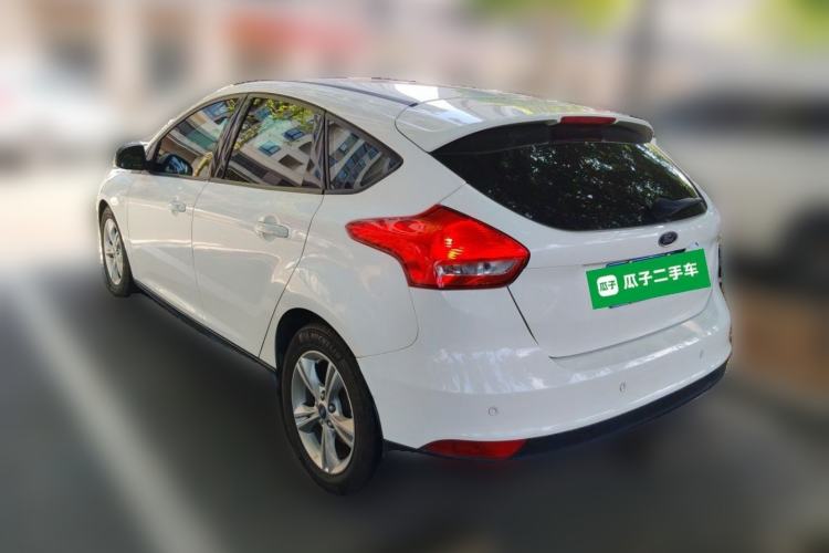 Used Ford Focus 2015 Hatchback 1.6L Automatic Comfort Model Rear Left 45 Deg