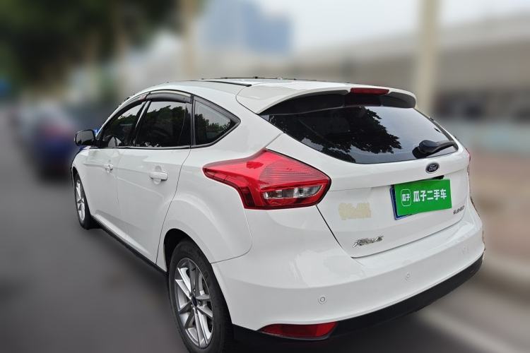 Used Ford Focus 2015 Hatchback 1.6L Automatic Fashion Edition Rear Left 45 Deg