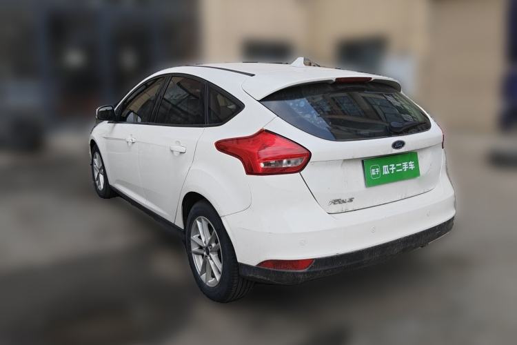 Used Ford Focus 2015 Hatchback 1.6L Automatic Fashion Edition Rear Left 45 Deg