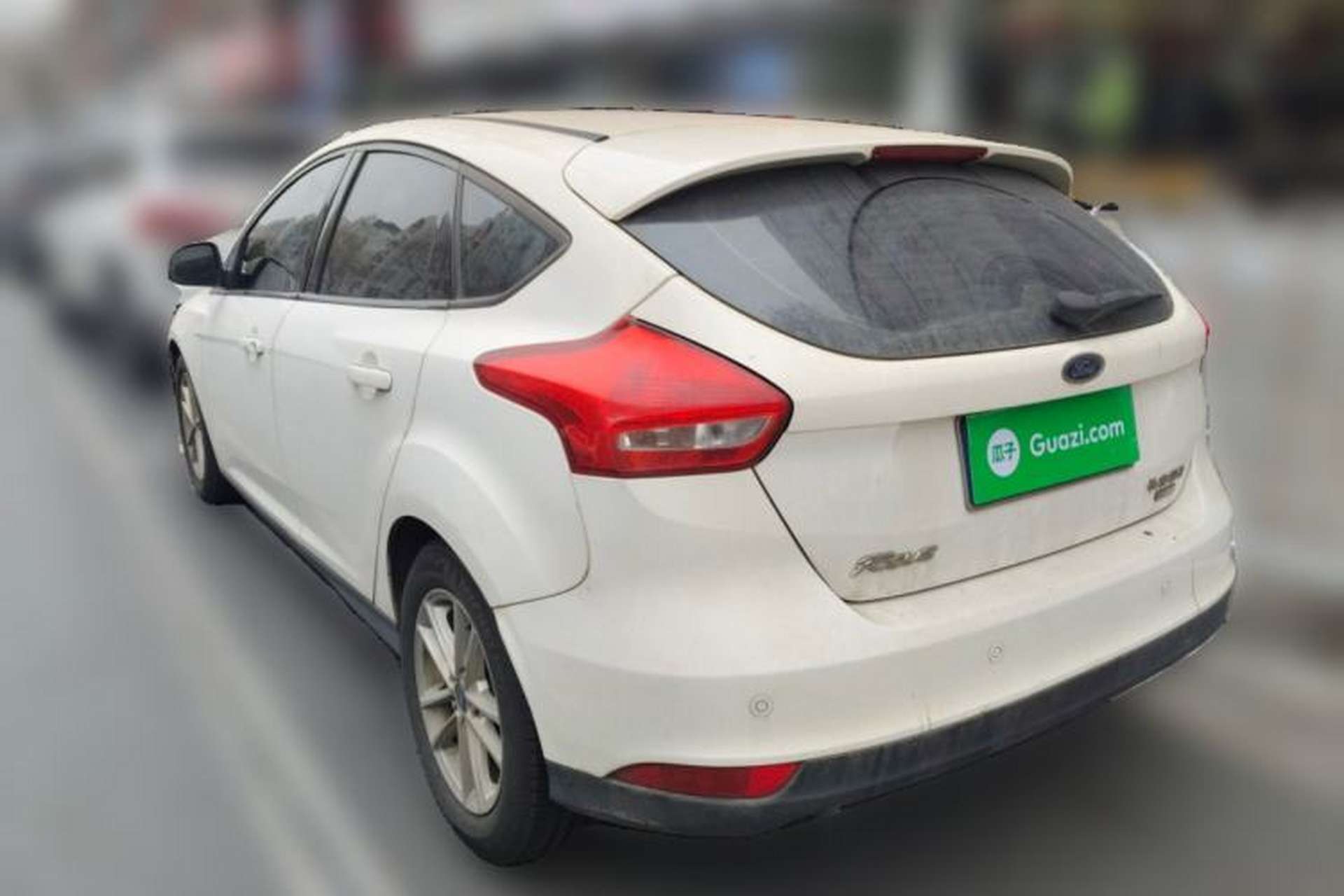 Used Ford Focus 2015 Hatchback EcoBoost 125 Automatic Supreme Style Edition Rear Left 45 Deg