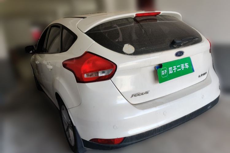 Used Ford Focus 2015 Hatchback 1.6L Automatic Fashion Edition Rear Left 45 Deg