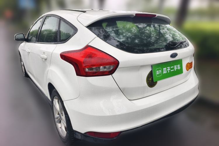 Used Ford Focus 2015 Hatchback 1.6L Automatic Comfort Model Rear Left 45 Deg