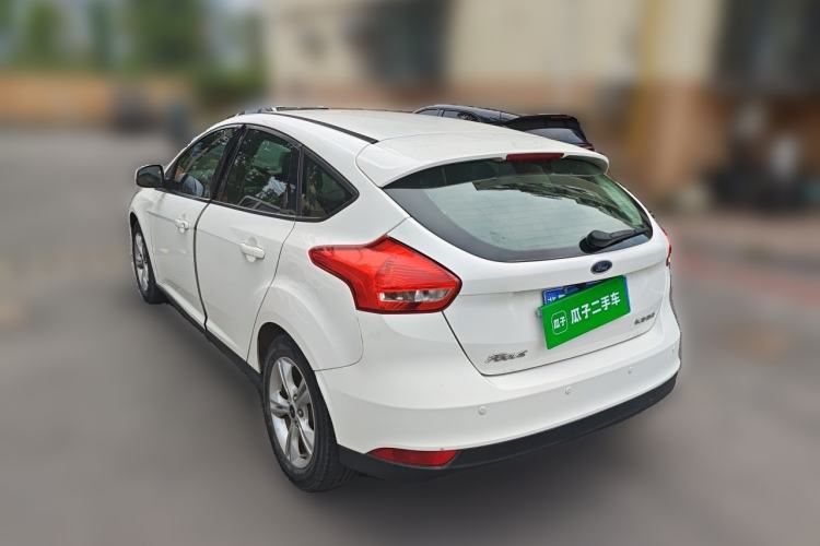 Used Ford Focus 2015 Hatchback 1.6L Automatic Comfort Model Rear Left 45 Deg