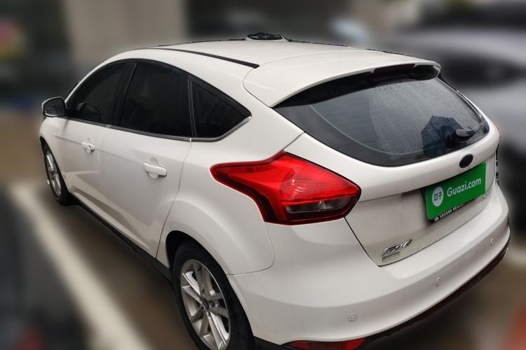 Used Ford Focus 2015 Hatchback EcoBoost 180 Automatic Elite Model Rear Left 45 Deg