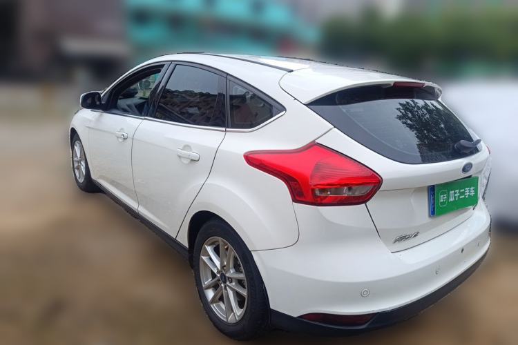 Used Ford Focus 2015 Hatchback EcoBoost 180 Automatic Elite Model Rear Left 45 Deg