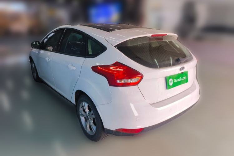 Used Ford Focus 2015 Hatchback 1.6L Automatic Comfort Model Rear Left 45 Deg