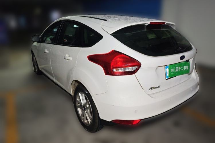 Used Ford Focus 2015 Hatchback 1.6L Automatic Fashion Edition Rear Left 45 Deg