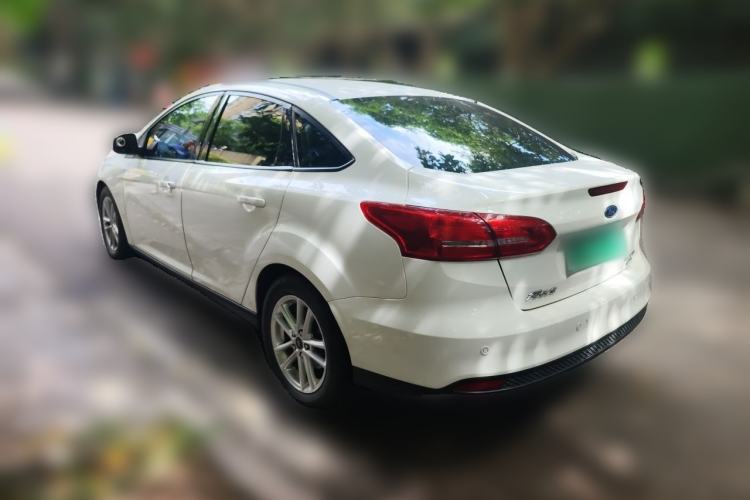 Used Ford Focus 2015 Sedan EcoBoost 125 Automatic Supreme Style Edition Rear Left 45 Deg
