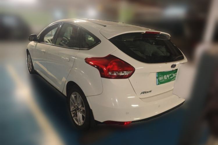 Used Ford Focus 2015 Hatchback 1.6L Automatic Fashion Edition Rear Left 45 Deg