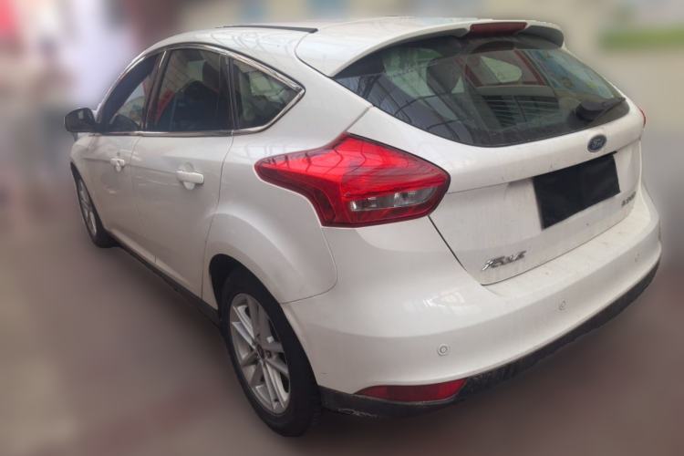 Used Ford Focus 2015 Hatchback 1.6L Automatic Fashion Edition Rear Left 45 Deg
