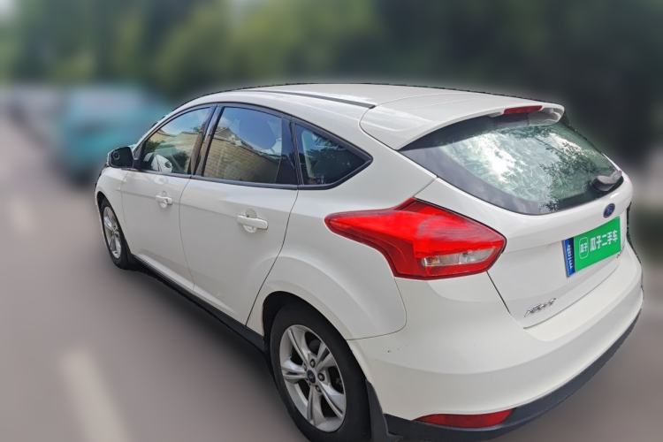 Used Ford Focus 2015 Hatchback 1.6L Automatic Comfort Model Rear Left 45 Deg