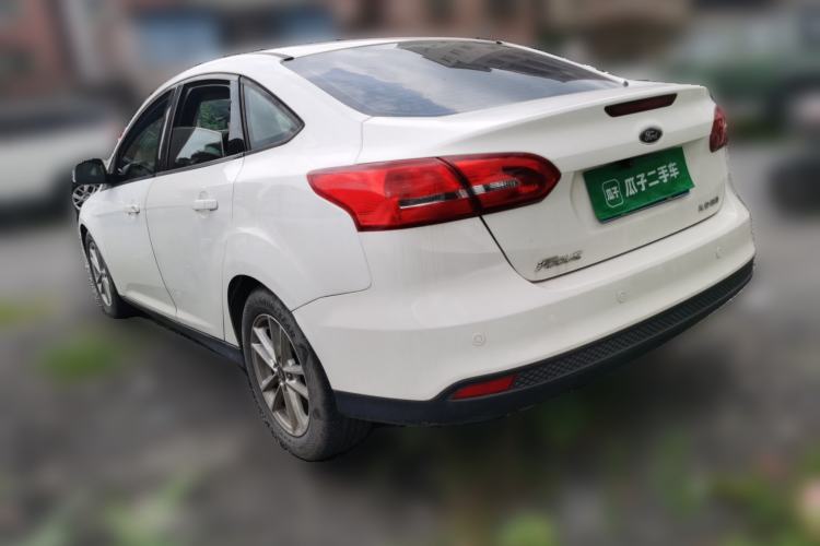 Used Ford Focus 2015 Sedan EcoBoost 125 Automatic Supreme Style Edition Rear Left 45 Deg