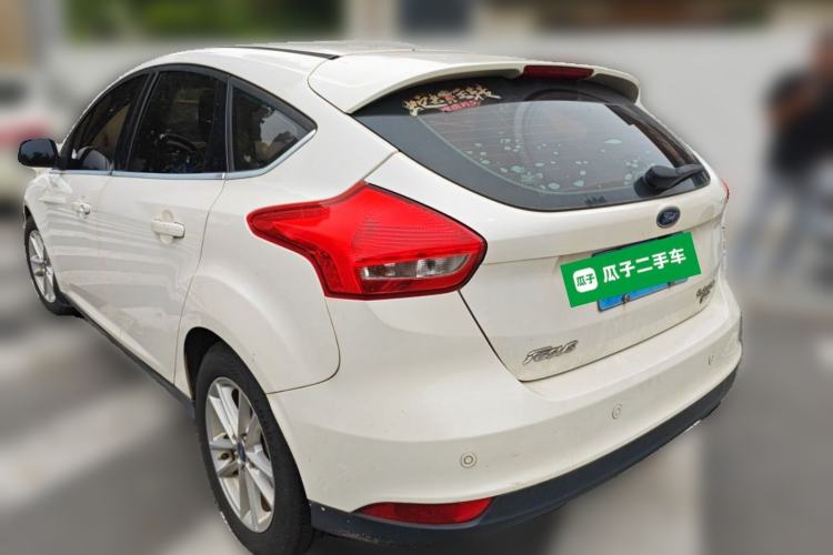 Used Ford Focus 2015 Hatchback EcoBoost 180 Automatic Elite Model Rear Left 45 Deg