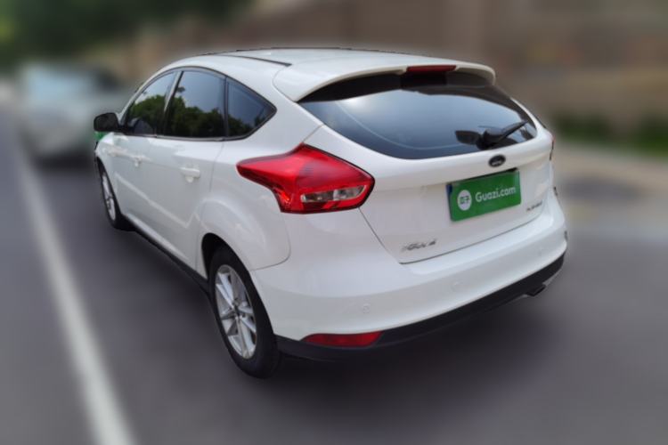 Used Ford Focus 2015 Hatchback 1.6L Automatic Fashion Edition Rear Left 45 Deg