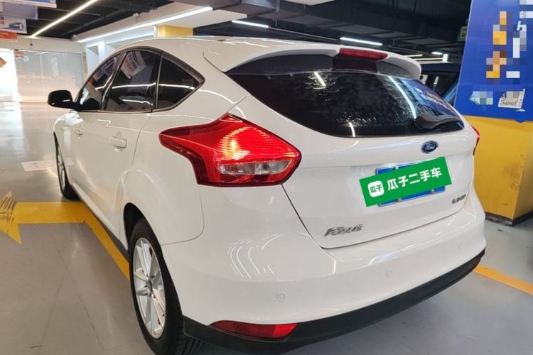 Used Ford Focus 2015 Hatchback 1.6L Automatic Fashion Edition Rear Left 45 Deg