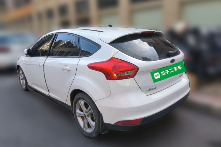Used Ford Focus 2015 Hatchback 1.6L Automatic Comfort Model Rear Left 45 Deg