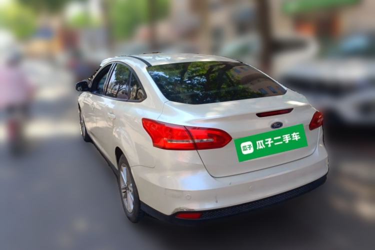 Used Ford Focus 2015 Sedan EcoBoost 125 Automatic Supreme Style Edition Rear Left 45 Deg