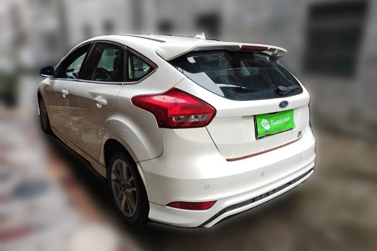 Used Ford Focus 2015 Hatchback EcoBoost 180 Automatic Elite Model Rear Left 45 Deg