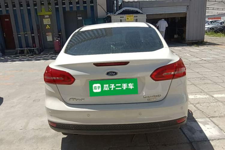 Used Ford Focus 2015 Sedan EcoBoost 125 Automatic Supreme Style Edition Rear