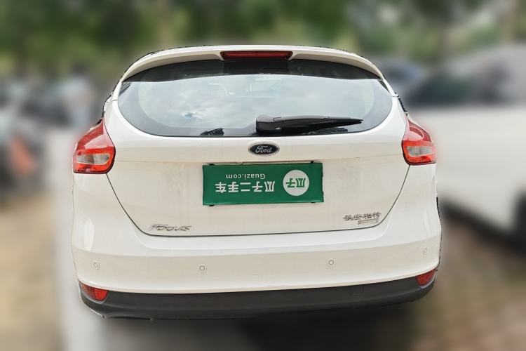 Used Ford Focus 2015 Hatchback EcoBoost 125 Automatic Supreme Style Edition Rear