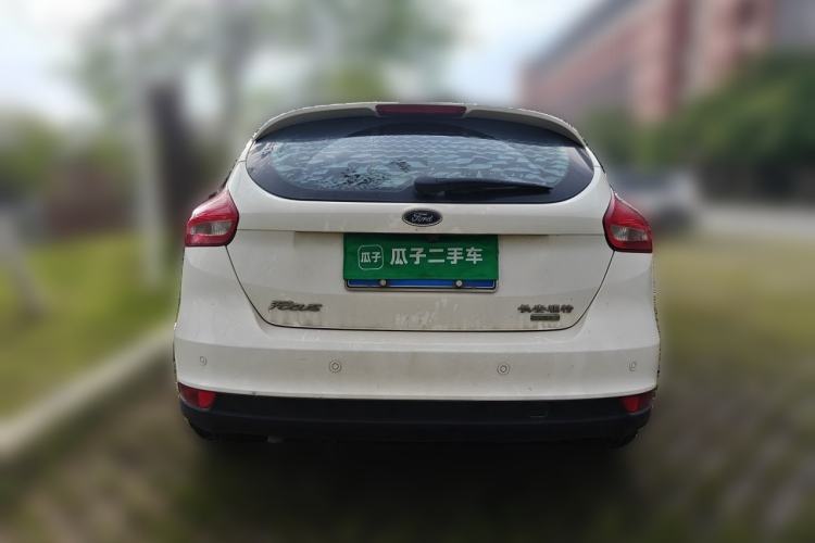 Used Ford Focus 2015 Hatchback EcoBoost 125 Automatic Supreme Style Edition Rear