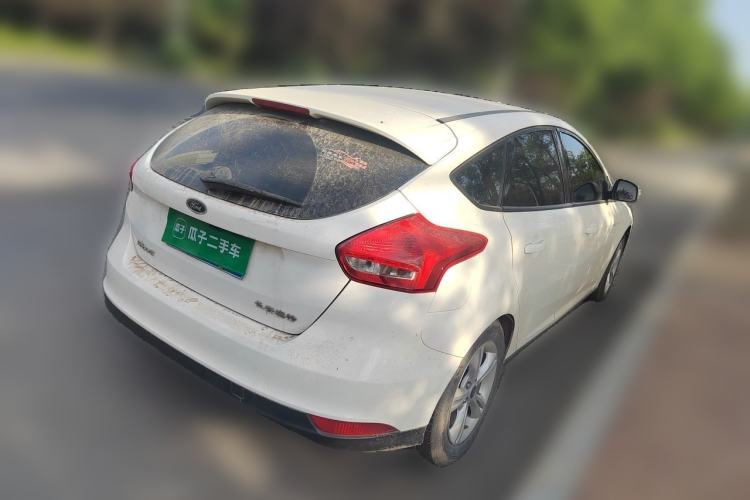 Used Ford Focus 2015 Hatchback 1.6L Manual Comfort Edition Rear Right 45 Deg