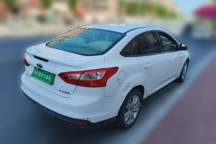 Used Ford Focus 2015 Sedan 1.6L Manual Comfort Model Rear Right 45 Deg