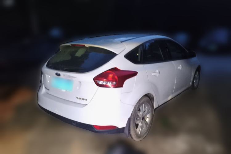 Used Ford Focus 2015 Hatchback 1.6L Manual Comfort Edition Rear Right 45 Deg