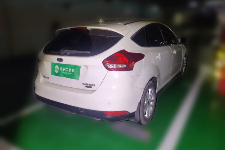 Used Ford Focus 2015 Hatchback EcoBoost 180 Automatic Elite Model Rear Right 45 Deg