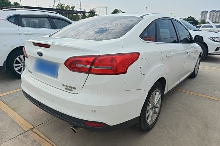 Used Ford Focus 2015 Sedan EcoBoost 180 Automatic Elite Model Rear Right 45 Deg