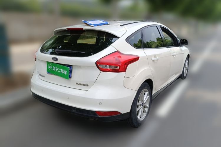 Used Ford Focus 2015 Hatchback 1.6L Automatic Fashion Edition Rear Right 45 Deg