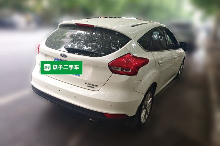 Used Ford Focus 2015 Hatchback EcoBoost 180 Automatic Elite Model Rear Right 45 Deg