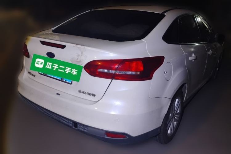Used Ford Focus 2015 Sedan 1.6L Automatic Trend Model Rear Right 45 Deg