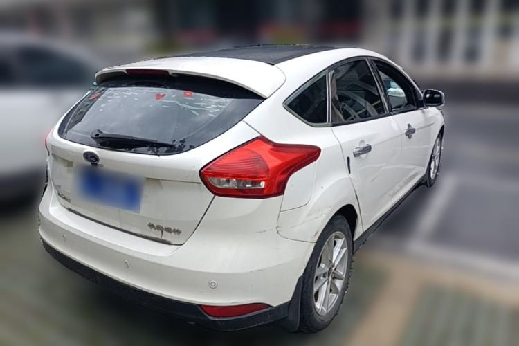 Used Ford Focus 2015 Hatchback 1.6L Automatic Fashion Edition Rear Right 45 Deg