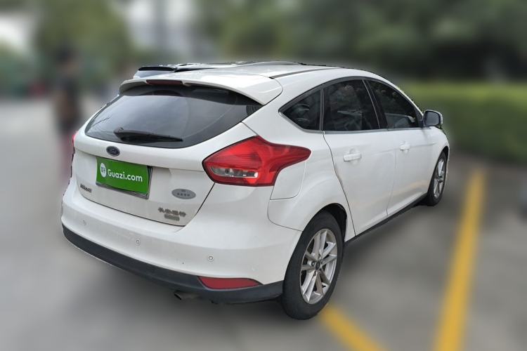 Used Ford Focus 2015 Hatchback EcoBoost 180 Automatic Elite Model Rear Right 45 Deg