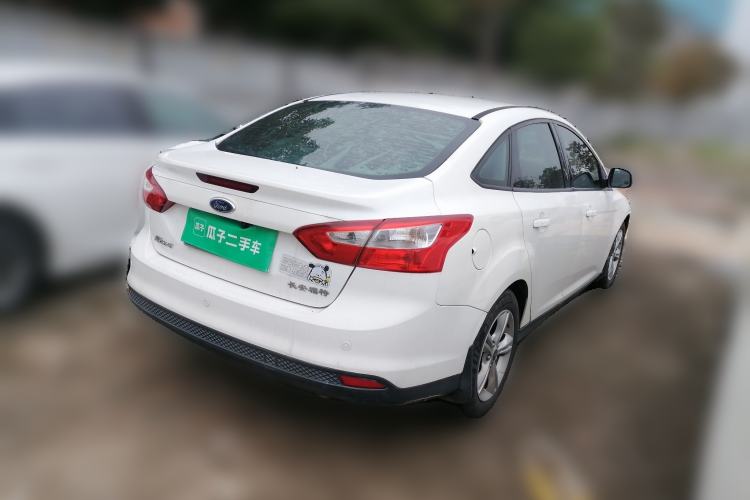 Used Ford Focus 2015 Sedan 1.6L Automatic Trend Model Rear Right 45 Deg