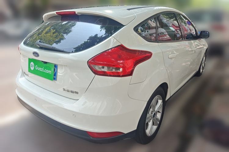 Used Ford Focus 2015 Hatchback 1.6L Automatic Comfort Model Rear Right 45 Deg