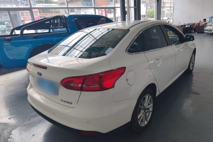 Used Ford Focus 2015 Sedan 1.6L Automatic Trend Model Rear Right 45 Deg