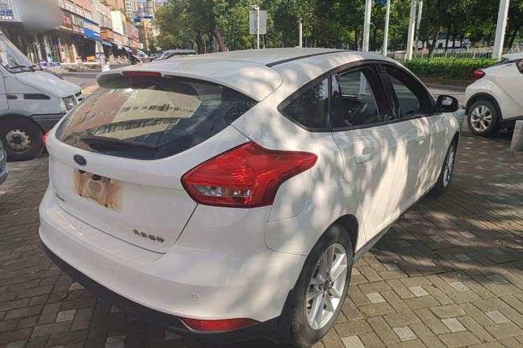 Used Ford Focus 2015 Hatchback 1.6L Automatic Fashion Edition Rear Right 45 Deg