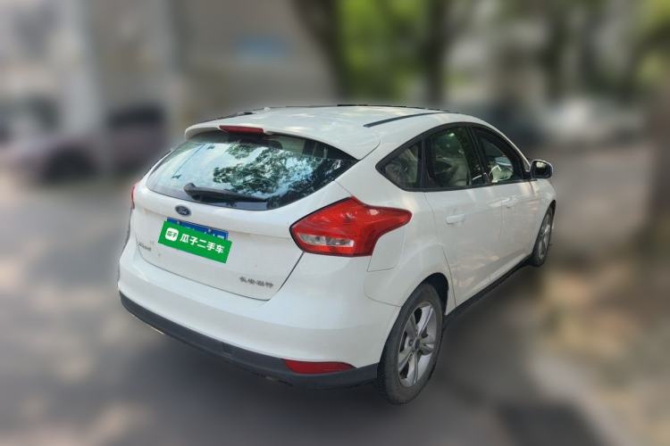Used Ford Focus 2015 Hatchback 1.6L Manual Comfort Edition Rear Right 45 Deg