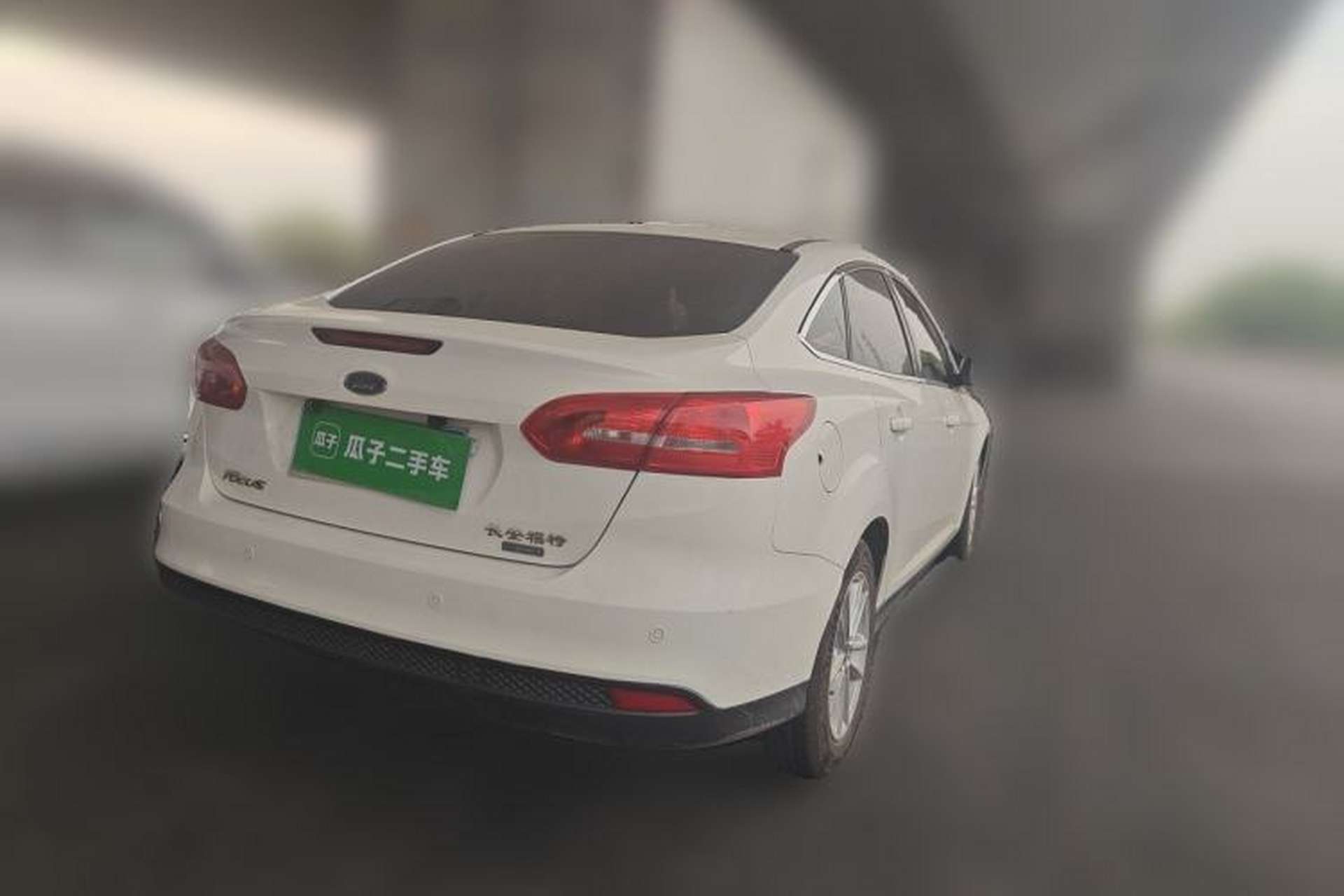 Used Ford Focus 2015 Sedan EcoBoost 125 Manual – Ultra-Style Edition Rear Right 45 Deg